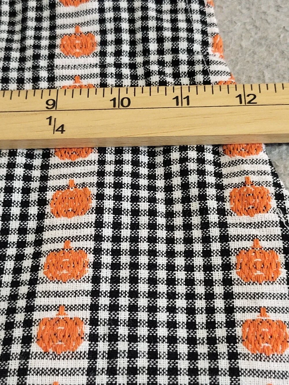 Shabby Chic Halloween Bib Apron Embroidered Pumpkins Black White Check Pocket